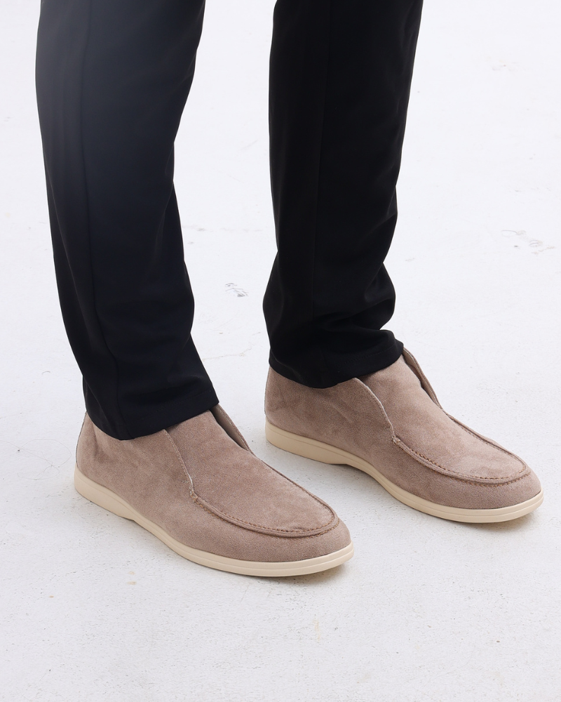 AV | Suede Loafers