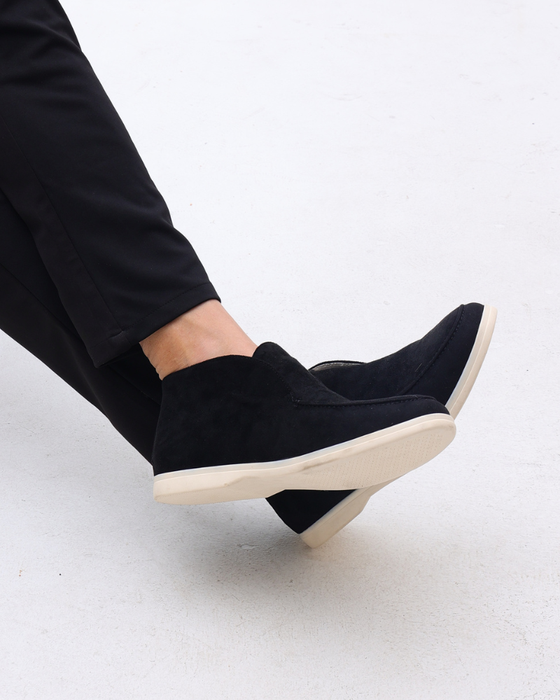 AV | Suede Loafers