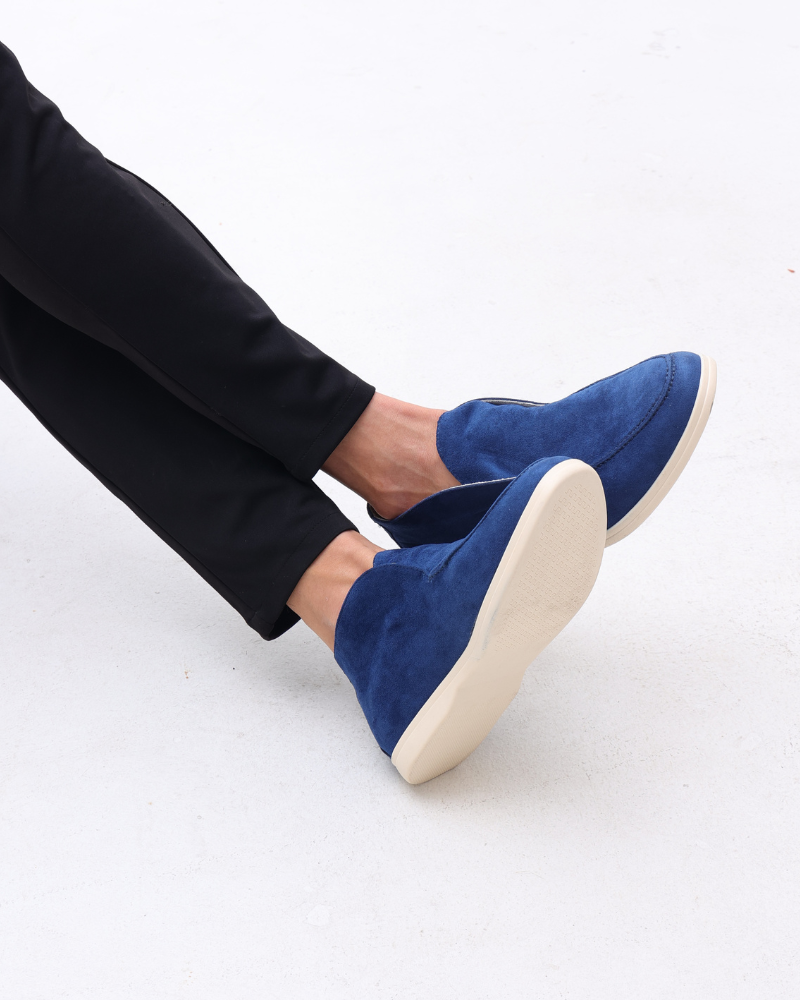 AV | Suede Loafers