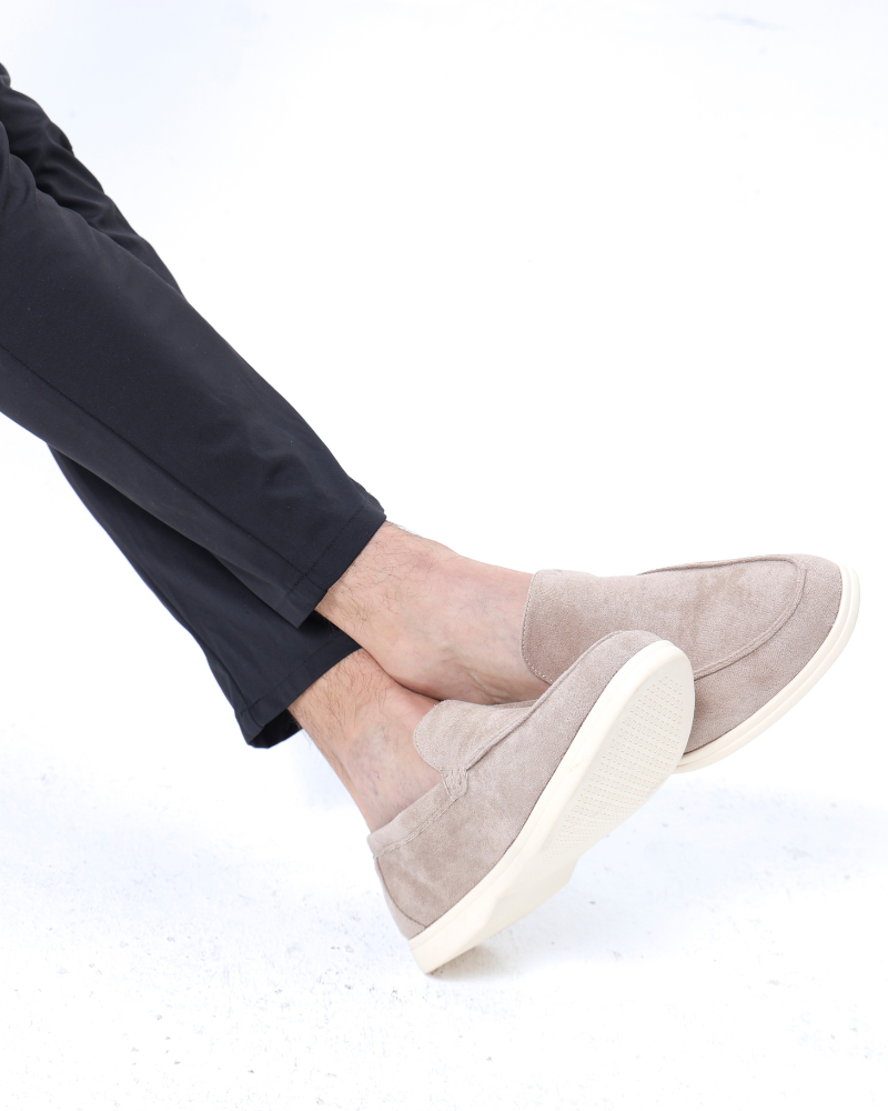 AV | Suede Loafers