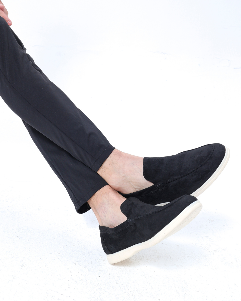 AV | Suede Loafers