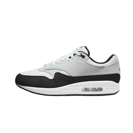 Essential | Unisex Sneakers